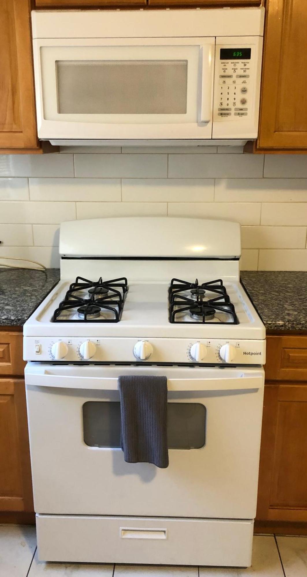 Large And Private Apartment Can Sleep Up To 8 People Comfortably With Direct Nyc Manhattan Train Only 5 Minute Walk Away Elizabeth Extérieur photo